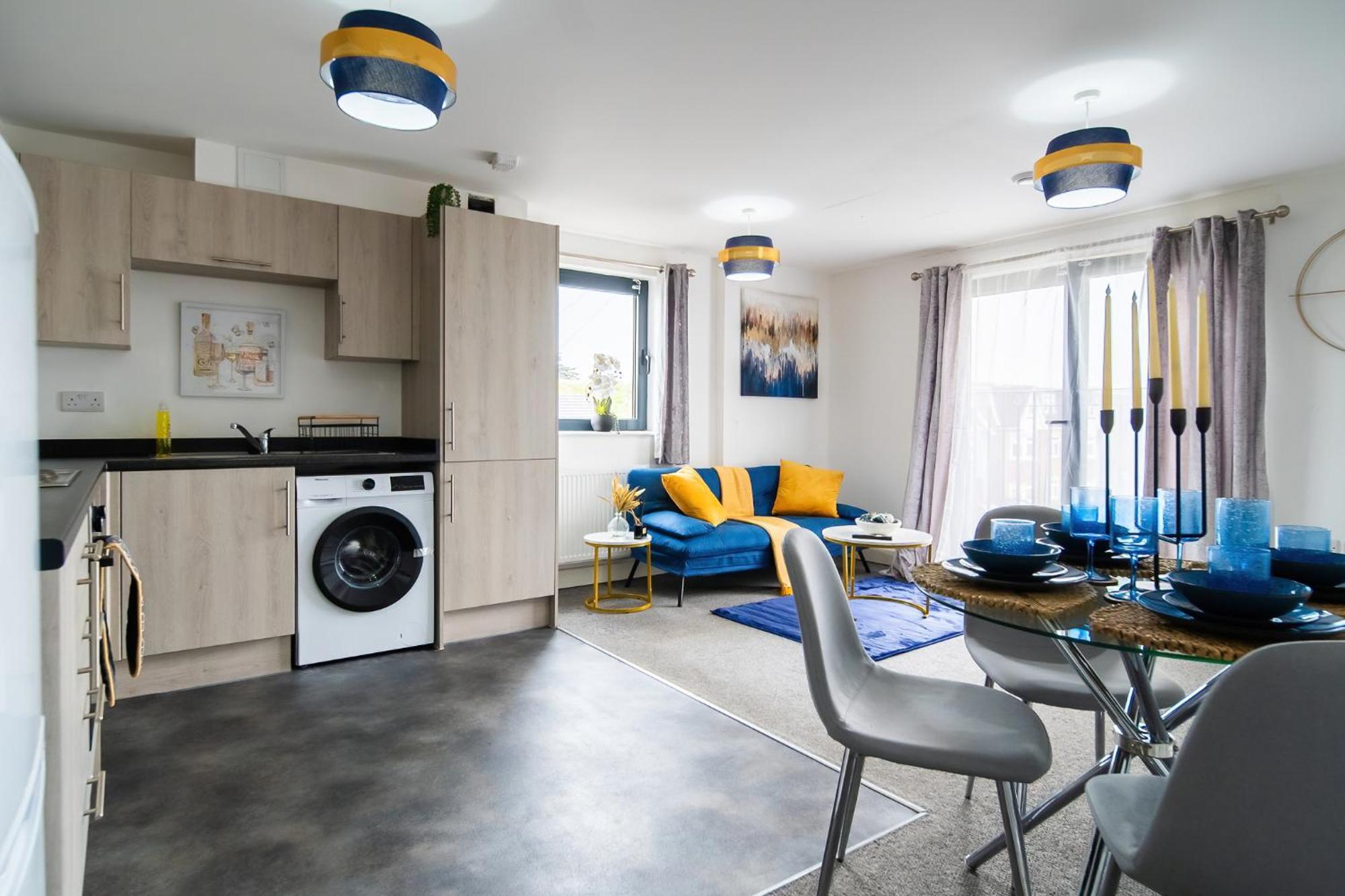 Modern Apartments With Free Parking Near Heathrow Colnbrook Exterior photo