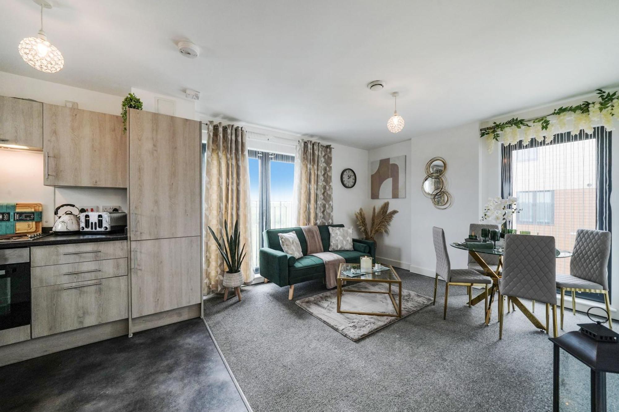 Modern Apartments With Free Parking Near Heathrow Colnbrook Exterior photo